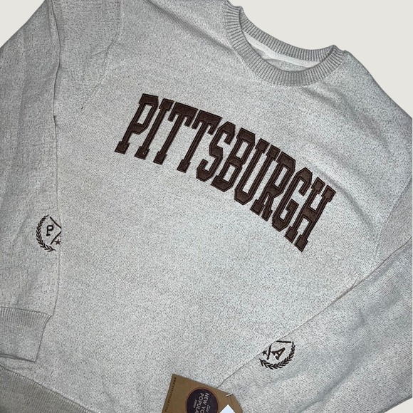 New York Popular Other - New York Popular Pittsburgh Sweatshirt Mens Large Oatmeal Crewneck Pullover NEW